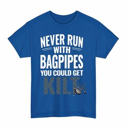ScotsTee Shop Scottish Earl of St Andrews Clan Tartan Never Run With Bagpipes T-Shirt