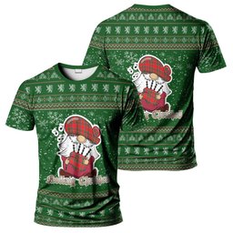 ScotsTee Shop Scottish MacBain Clan Personalized Christmas Tartan T-Shirt Funny Gnome Playing Bagpipes Style
