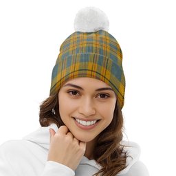 ScotsTee Shop Scottish Carlisle (Carlill) Weathered Clan Crest Tartan Bobble Beanie Hat
