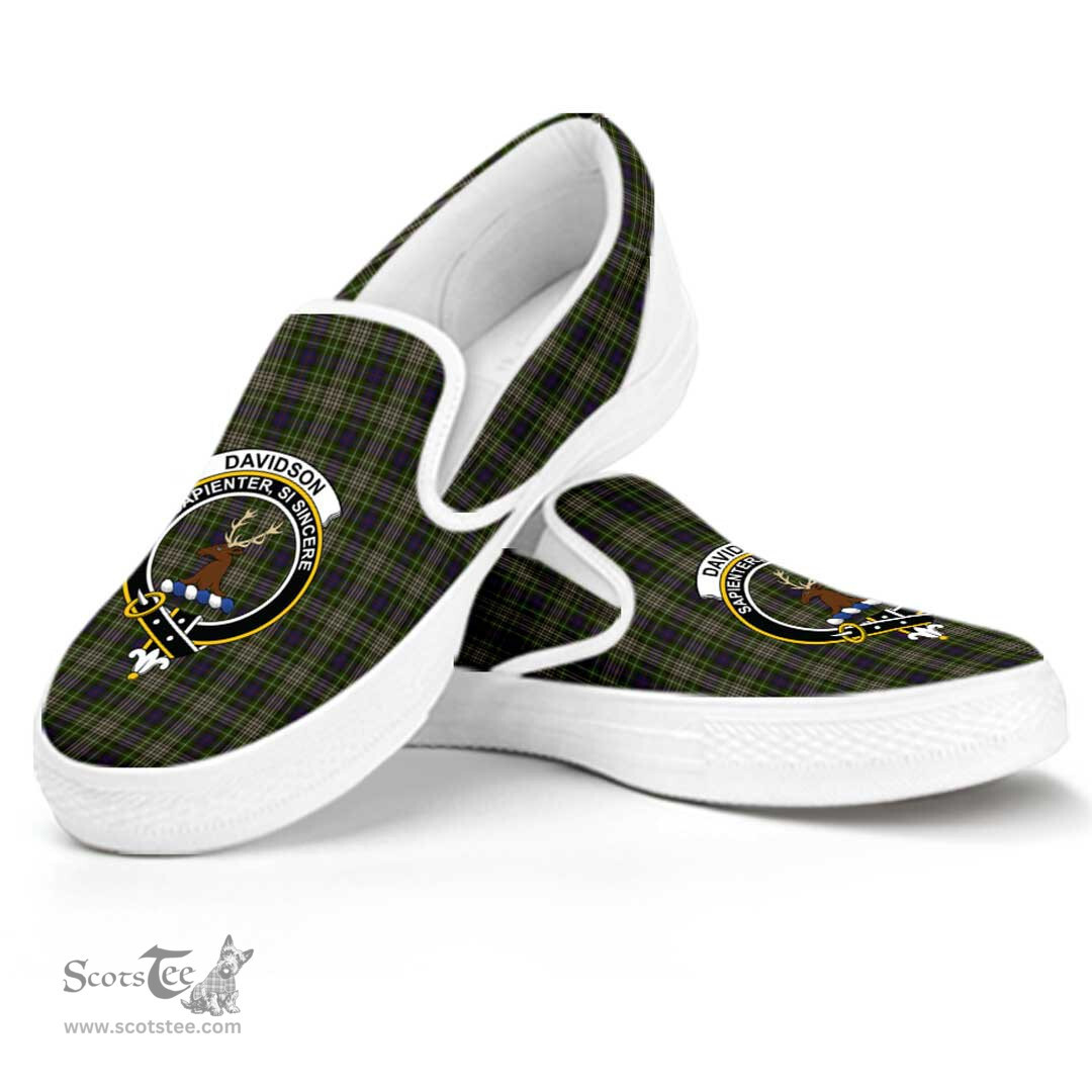 ScotsTee Shop Scottish Davidson Tulloch Dress Clan Crest Tartan Slip-on Shoes