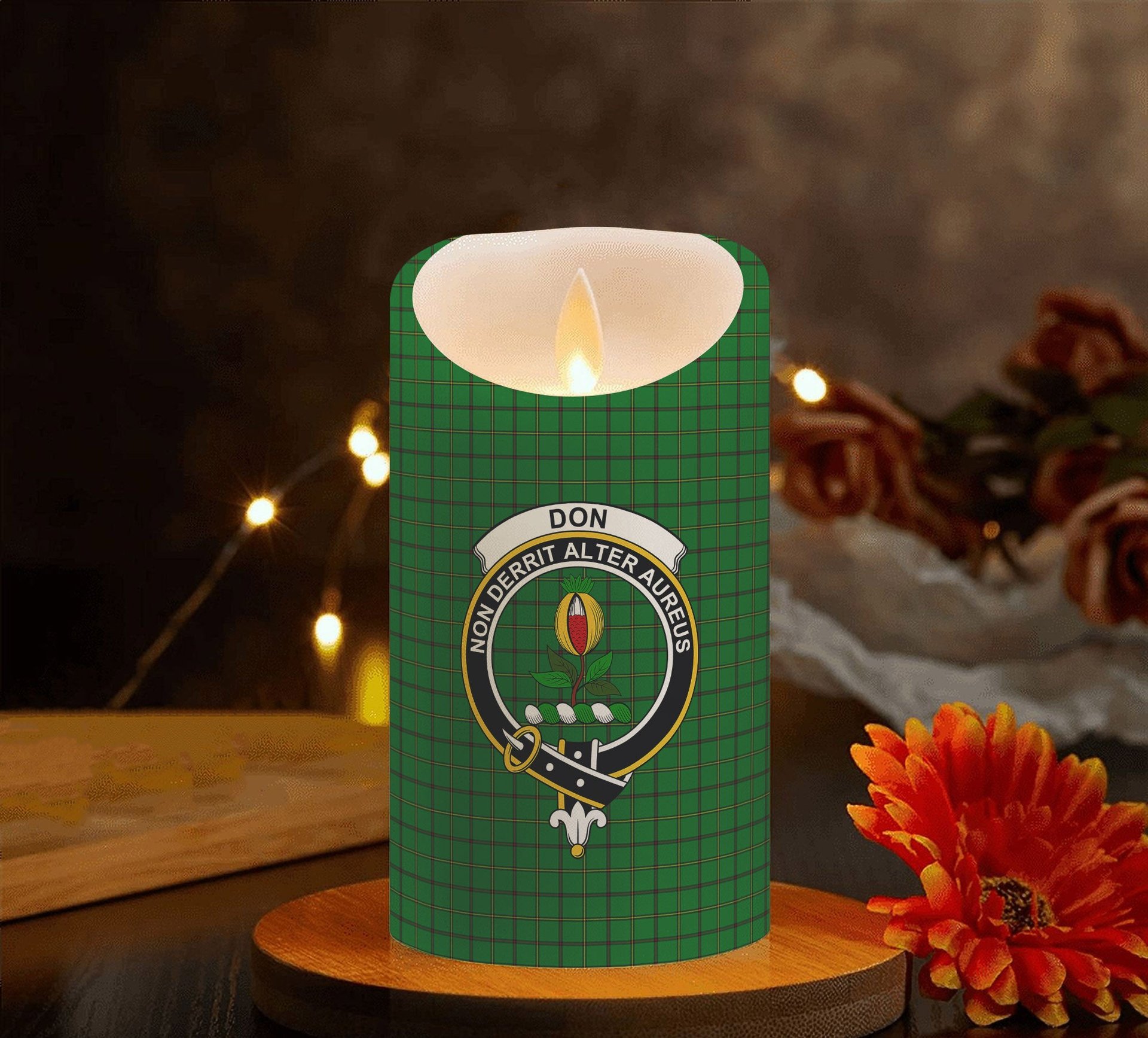 ScotsTee Shop Scottish Don (Tribe-of-Mar) Crest Tartan Flameless Candles