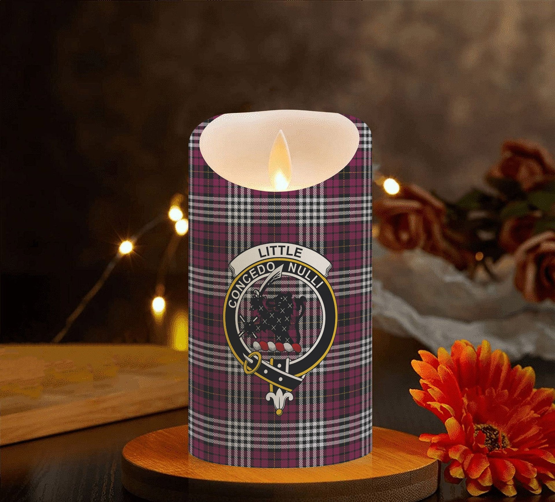 ScotsTee Shop Scottish Little of Morton Rigg Modern Crest Tartan Flameless Candles