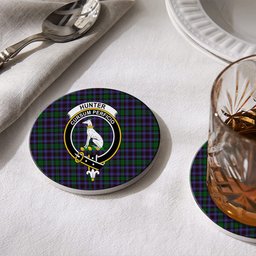 ScotsTee Shop Scottish Hunter of Peebleshire Crest Tartan Drinks Coasters – Wood, Rubber, Ceramic