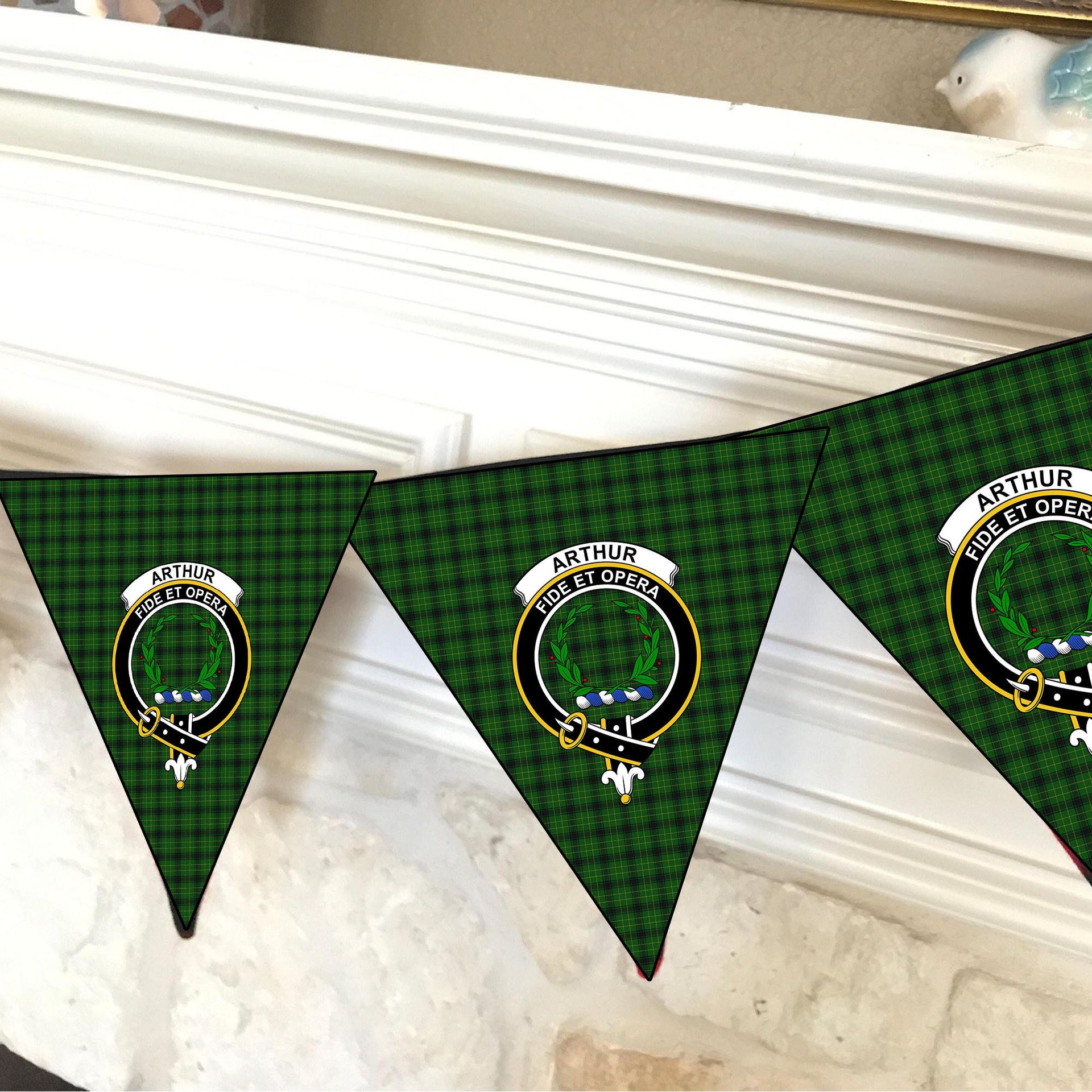 ScotsTee Shop Scottish Arthur Highland Society Crest Tartan Triangle Flags Tartan Bunting, Pennants (12pcs)