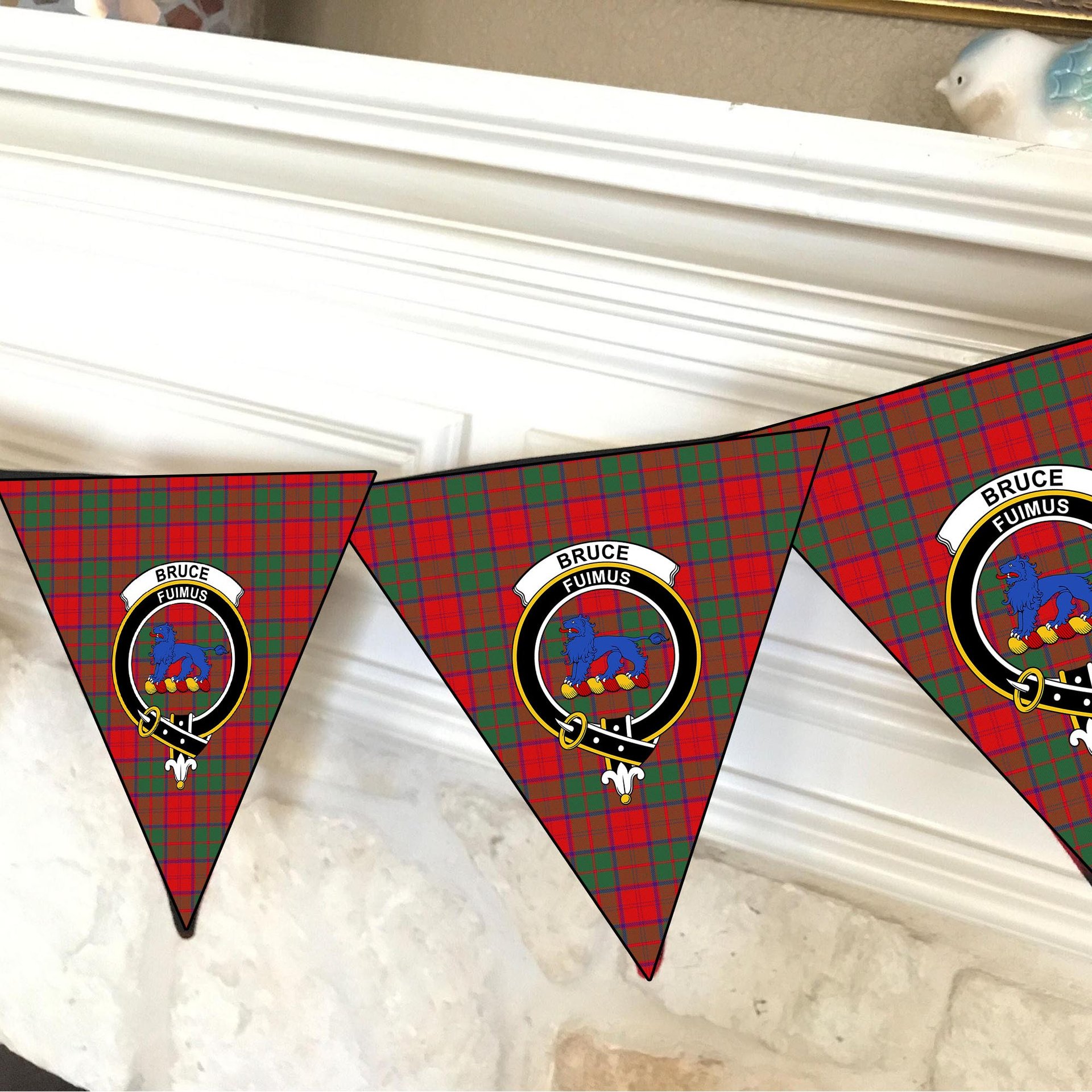 ScotsTee Shop Scottish Bruce New Modern Crest Tartan Triangle Flags Tartan Bunting, Pennants (12pcs)