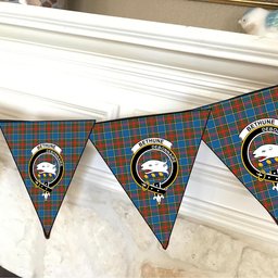 ScotsTee Shop Scottish Bethune Ancient Crest Tartan Triangle Flags Tartan Bunting, Pennants (12pcs)