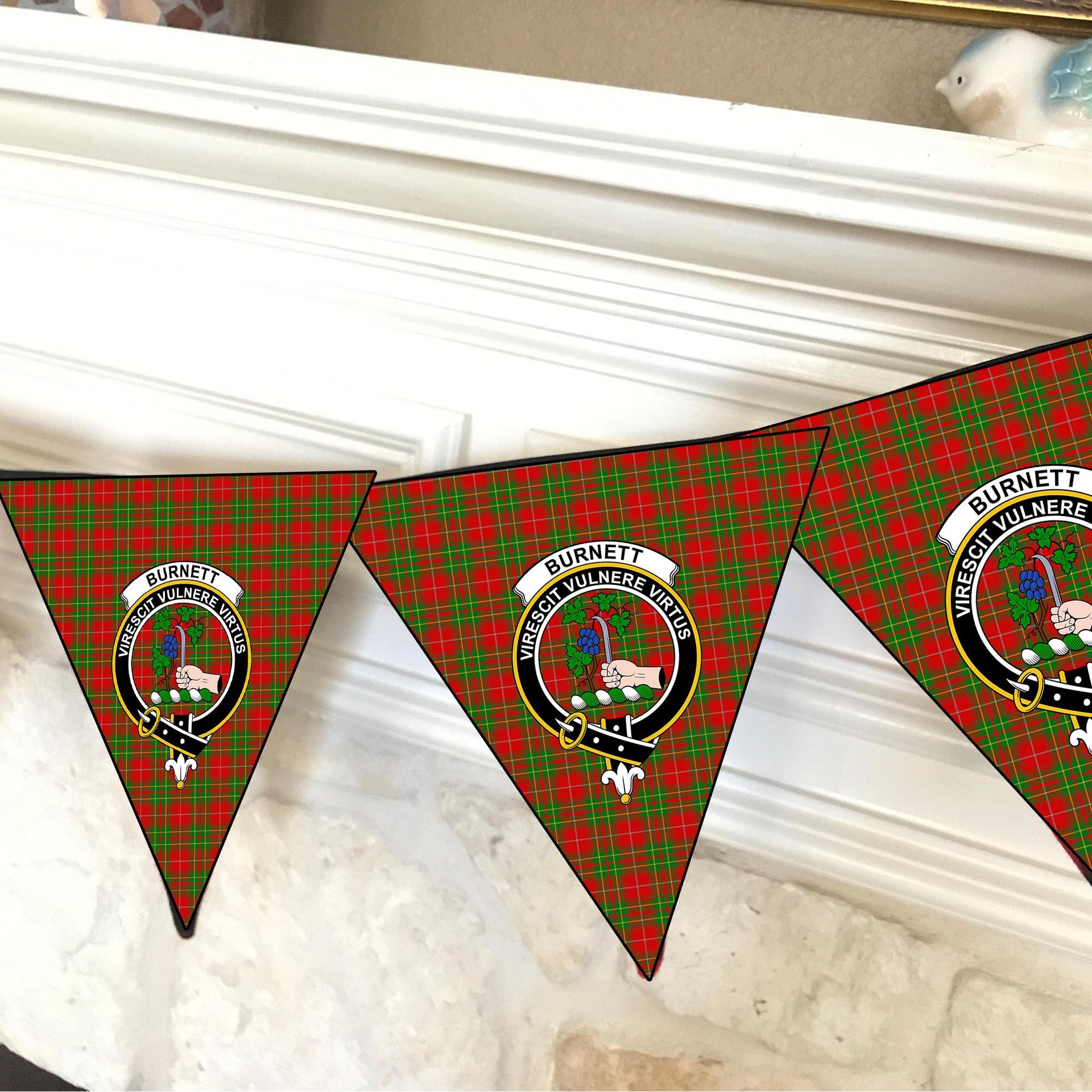 ScotsTee Shop Scottish Burnett Ancient Crest Tartan Triangle Flags Tartan Bunting, Pennants (12pcs)