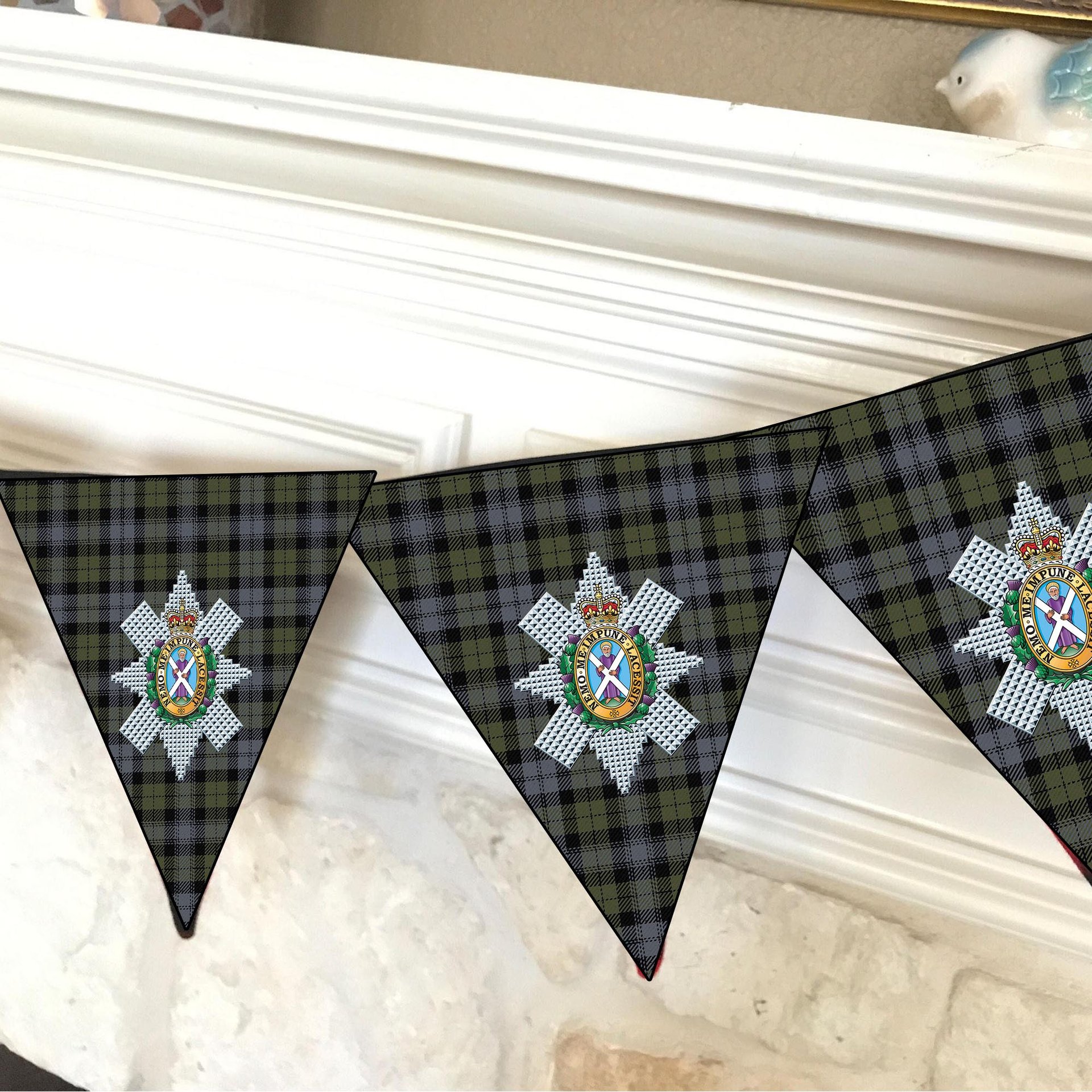 ScotsTee Shop Scottish Black Watch Large Sett Ancient Crest Tartan Triangle Flags Tartan Bunting, Pennants (12pcs)