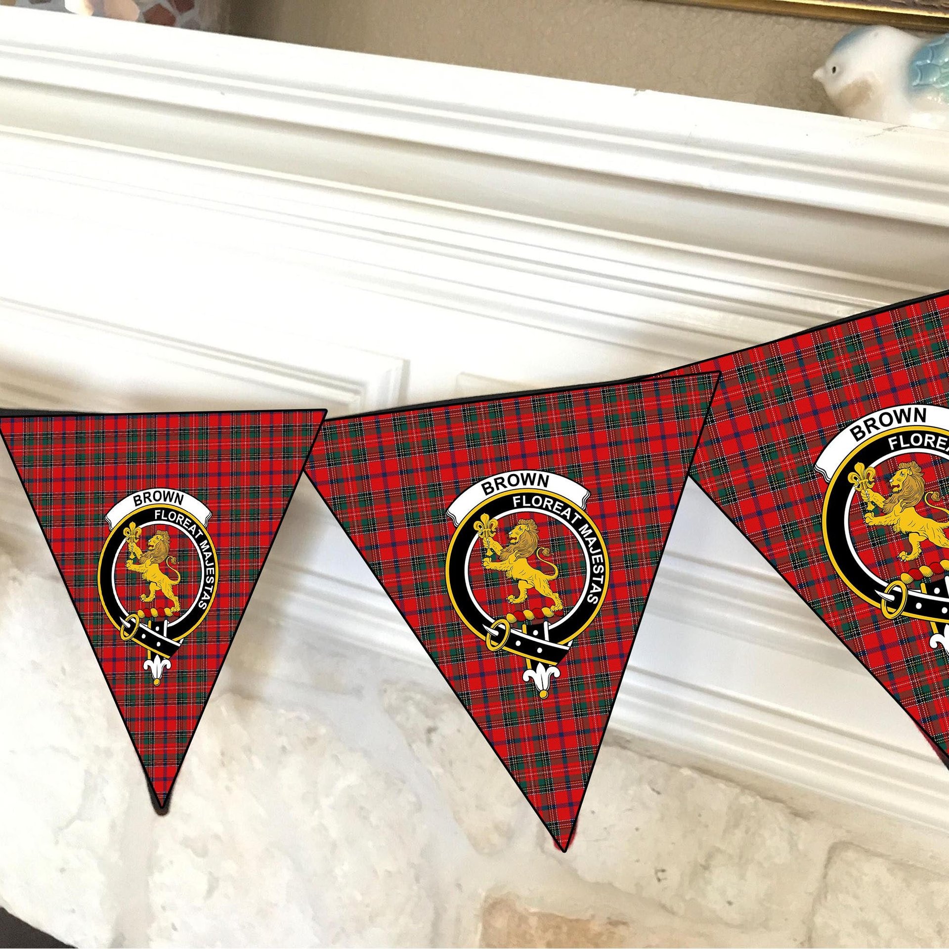 ScotsTee Shop Scottish Brown of Castledean (Broun of Castledean) Modern Crest Tartan Triangle Flags Tartan Bunting, Pennants (12pcs)