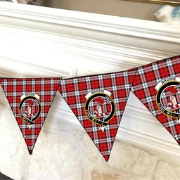 ScotsTee Shop Scottish Brodie Dress Modern Crest Tartan Triangle Flags Tartan Bunting, Pennants (12pcs)