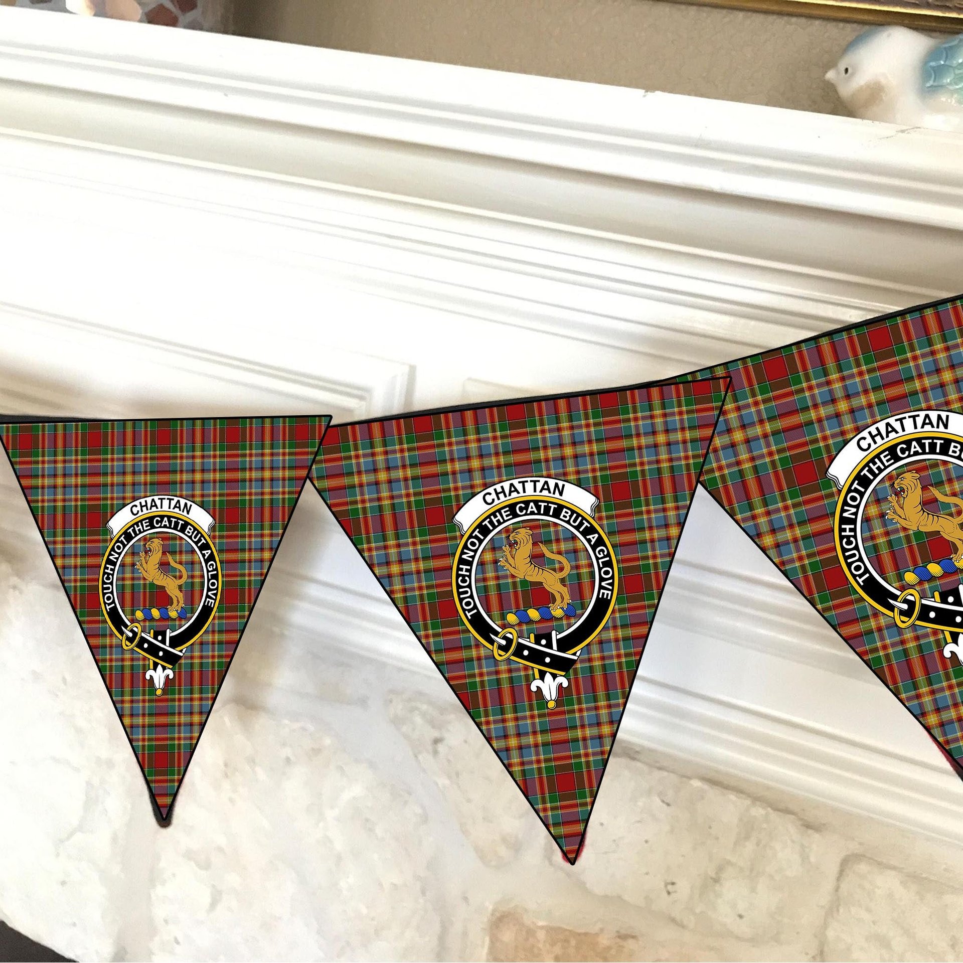 ScotsTee Shop Scottish Chattan Chief of Clan Crest Tartan Triangle Flags Tartan Bunting, Pennants (12pcs)