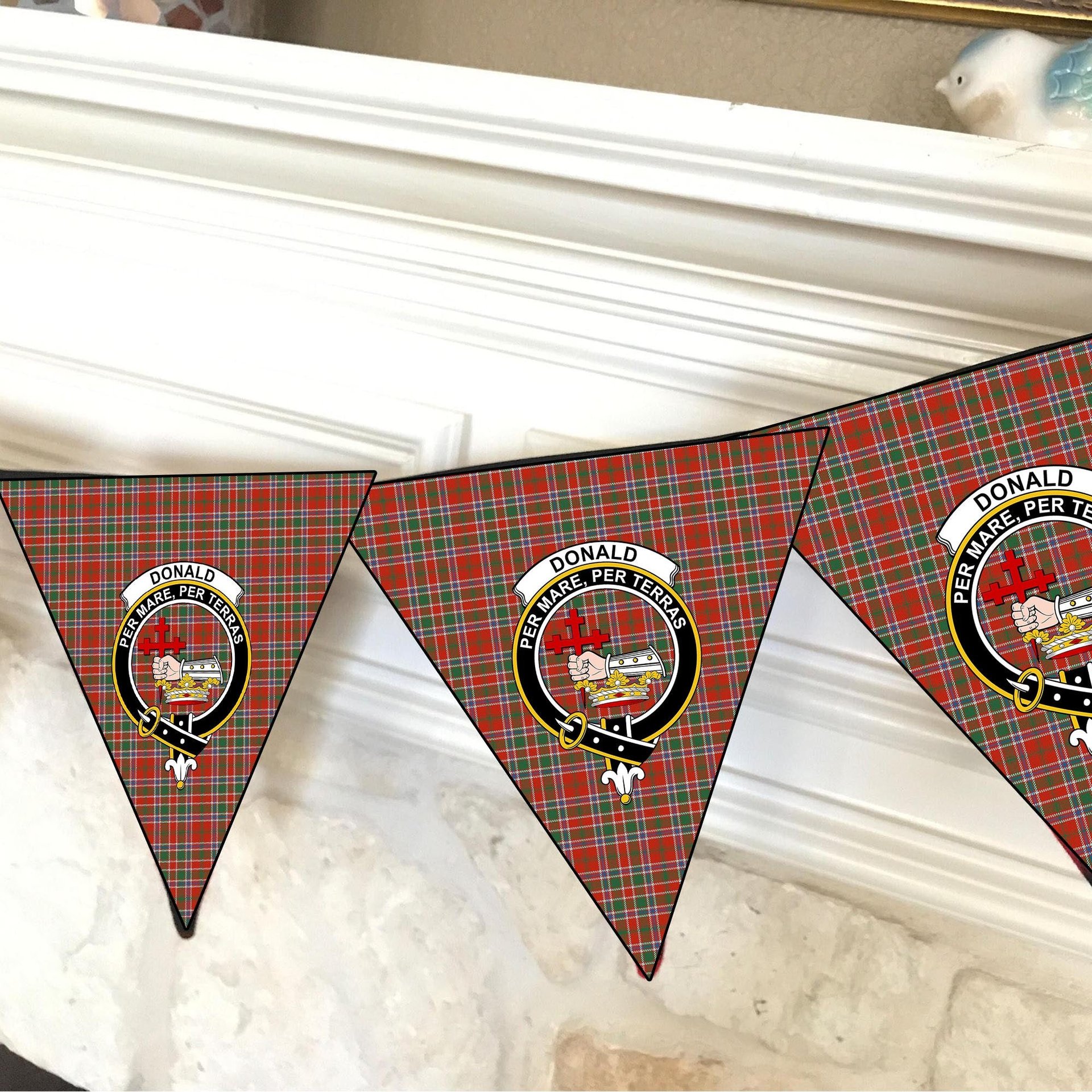 ScotsTee Shop Scottish Donald of Lochmaddy Ancient Crest Tartan Triangle Flags Tartan Bunting, Pennants (12pcs)