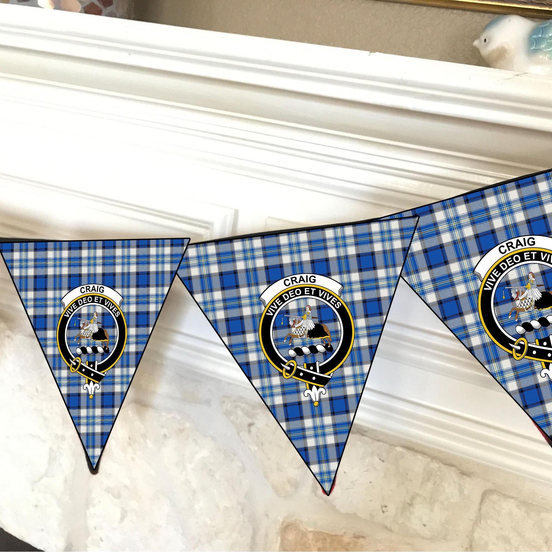 ScotsTee Shop Scottish Craig Paisley Modern Crest Tartan Triangle Flags Tartan Bunting, Pennants (12pcs)