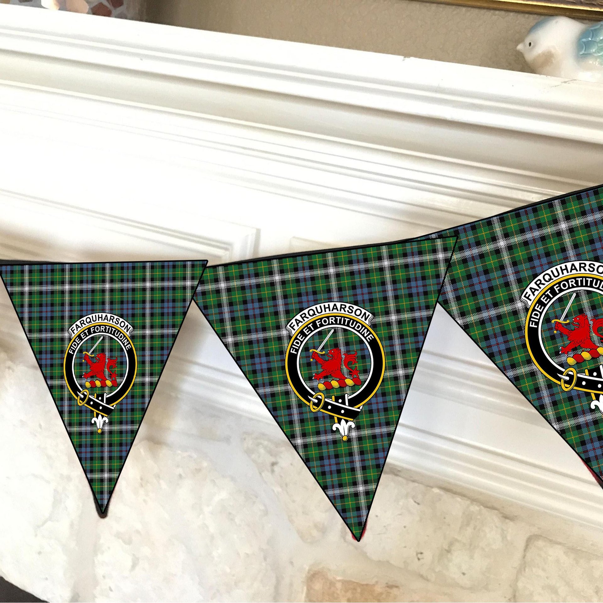 ScotsTee Shop Scottish Farquharson Dress Ancient Crest Tartan Triangle Flags Tartan Bunting, Pennants (12pcs)