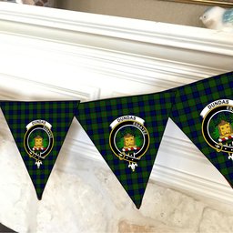 ScotsTee Shop Scottish Dundas Modern Crest Tartan Triangle Flags Tartan Bunting, Pennants (12pcs)