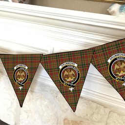 ScotsTee Shop Scottish Drummond of Strathallan Crest Tartan Triangle Flags Tartan Bunting, Pennants (12pcs)