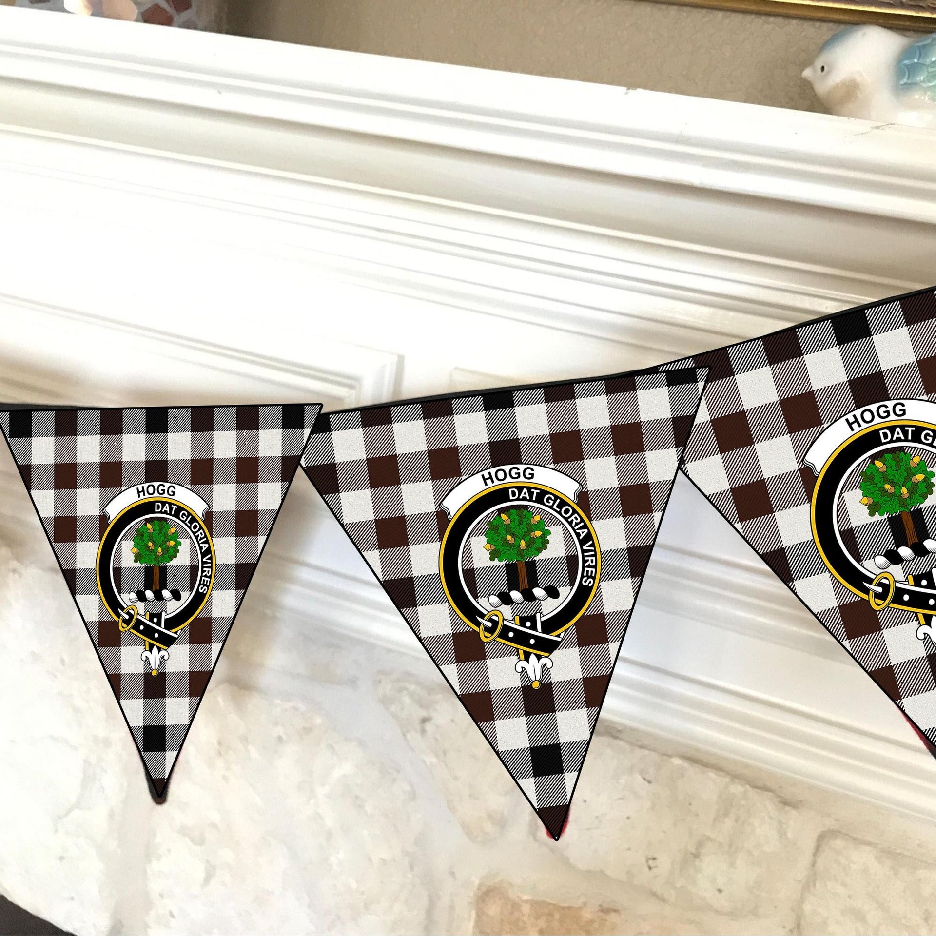 ScotsTee Shop Scottish Hogg Modern Crest Tartan Triangle Flags Tartan Bunting, Pennants (12pcs)