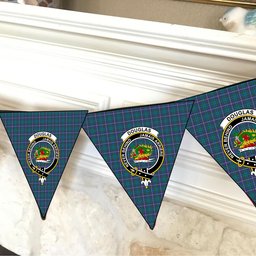 ScotsTee Shop Scottish Douglas SC Crest Tartan Triangle Flags Tartan Bunting, Pennants (12pcs)