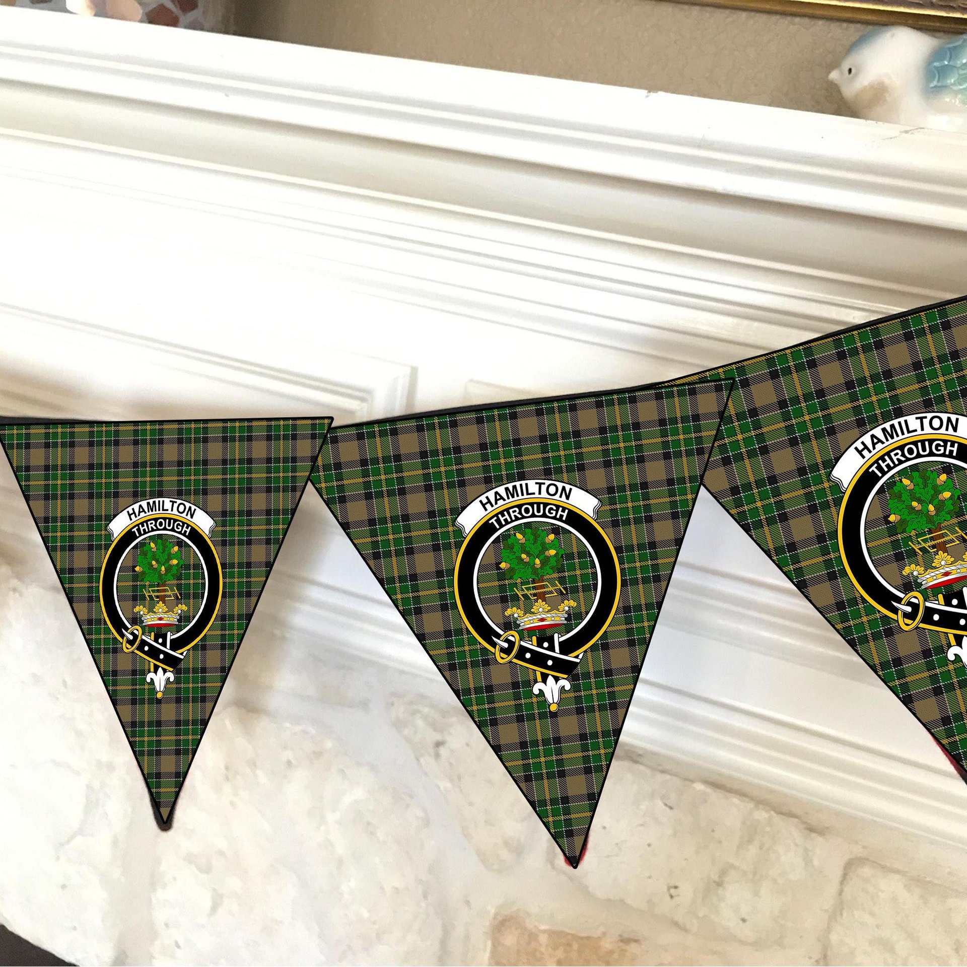 ScotsTee Shop Scottish Hamilton of Brandon Crest Tartan Triangle Flags Tartan Bunting, Pennants (12pcs)
