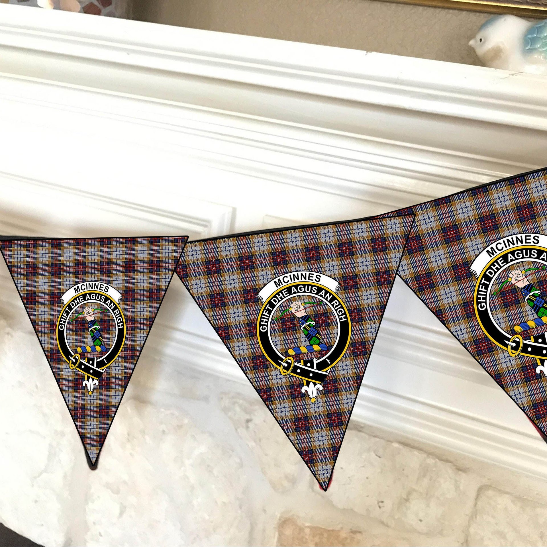 ScotsTee Shop Scottish McInnes Ancient Hunting Crest Tartan Triangle Flags Tartan Bunting, Pennants (12pcs)