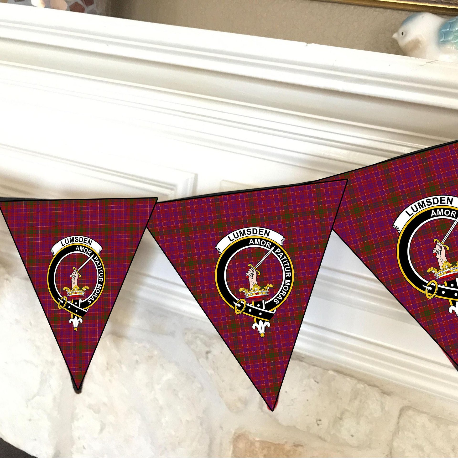 ScotsTee Shop Scottish Lumsden of Clova Crest Tartan Triangle Flags Tartan Bunting, Pennants (12pcs)