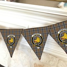 ScotsTee Shop Scottish Thompson Society Camel Crest Tartan Triangle Flags Tartan Bunting, Pennants (12pcs)