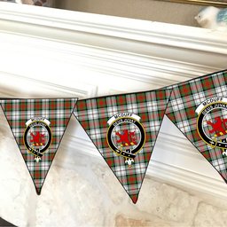 ScotsTee Shop Scottish McDuff Dress Ancient Crest Tartan Triangle Flags Tartan Bunting, Pennants (12pcs)