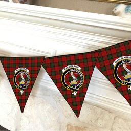 ScotsTee Shop Scottish MacQuarrie 7 Crest Tartan Triangle Flags Tartan Bunting, Pennants (12pcs)