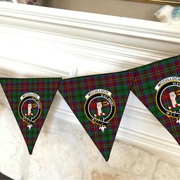 ScotsTee Shop Scottish McCulloch Crest Tartan Triangle Flags Tartan Bunting, Pennants (12pcs)