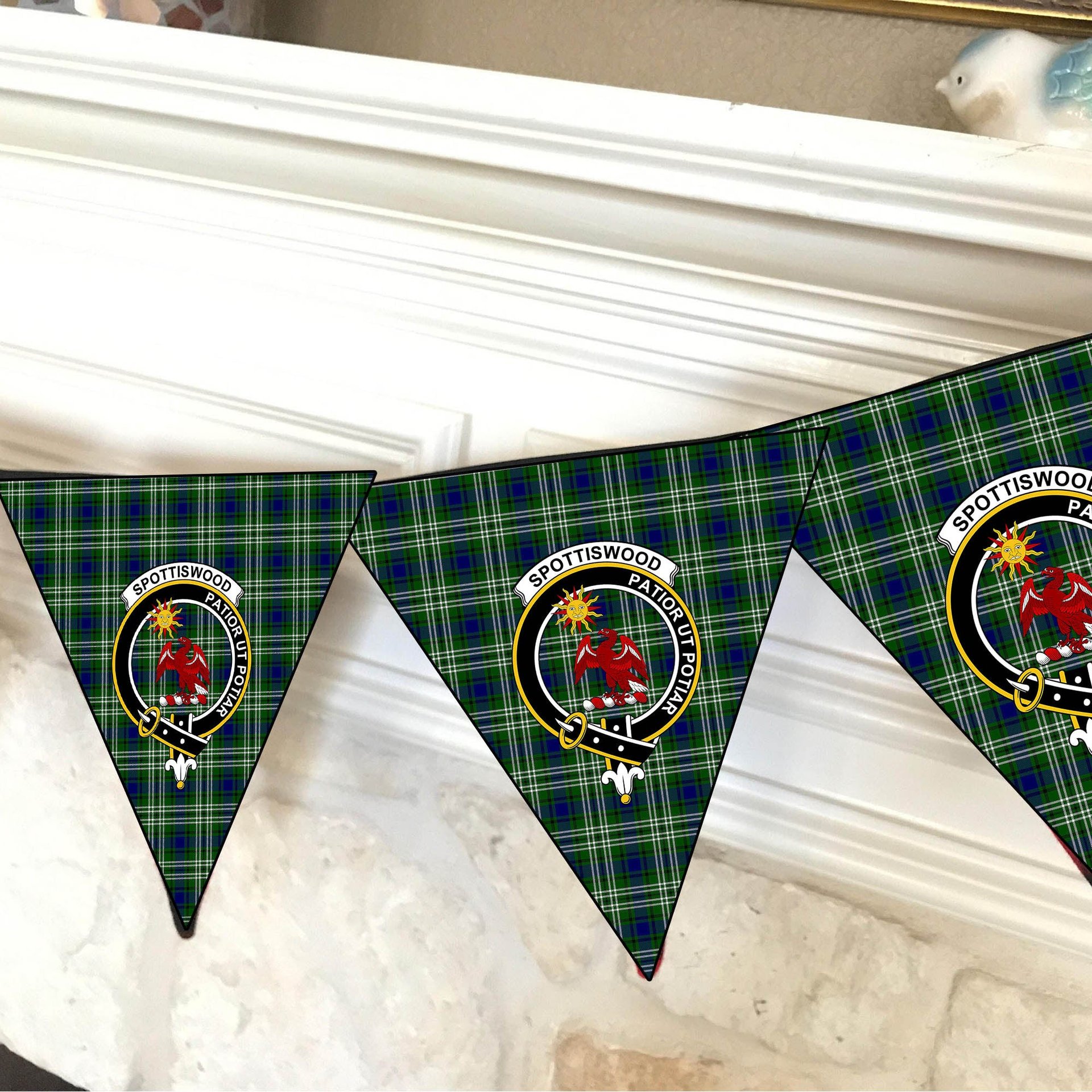 ScotsTee Shop Scottish Spottiswood Crest Tartan Triangle Flags Tartan Bunting, Pennants (12pcs)