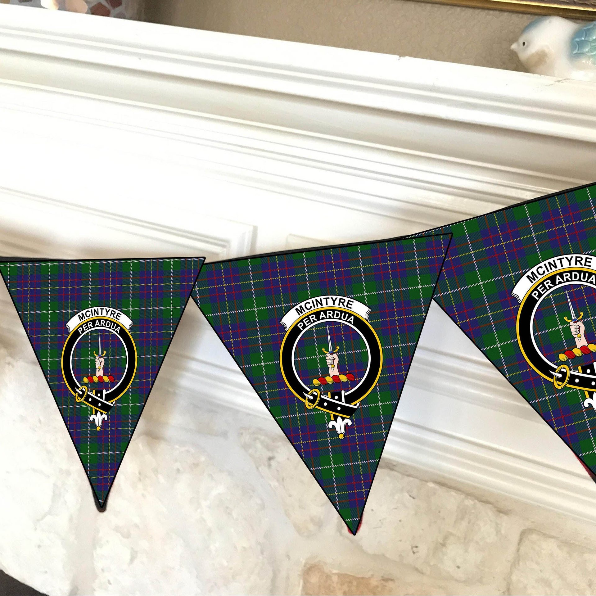 ScotsTee Shop Scottish McIntyre Inglis Crest Tartan Triangle Flags Tartan Bunting, Pennants (12pcs)