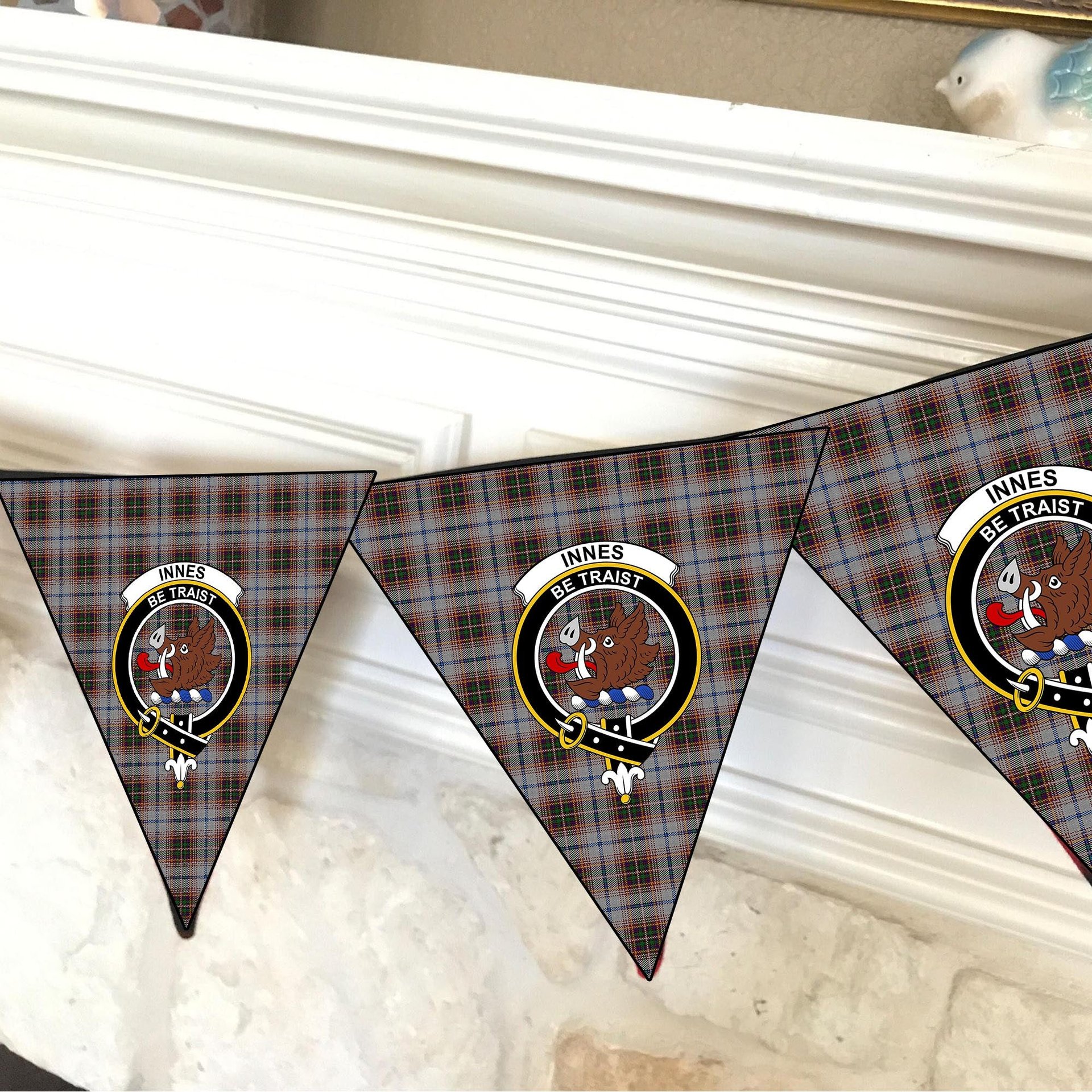 ScotsTee Shop Scottish Innes Red Dress Dance Crest Tartan Triangle Flags Tartan Bunting, Pennants (12pcs)