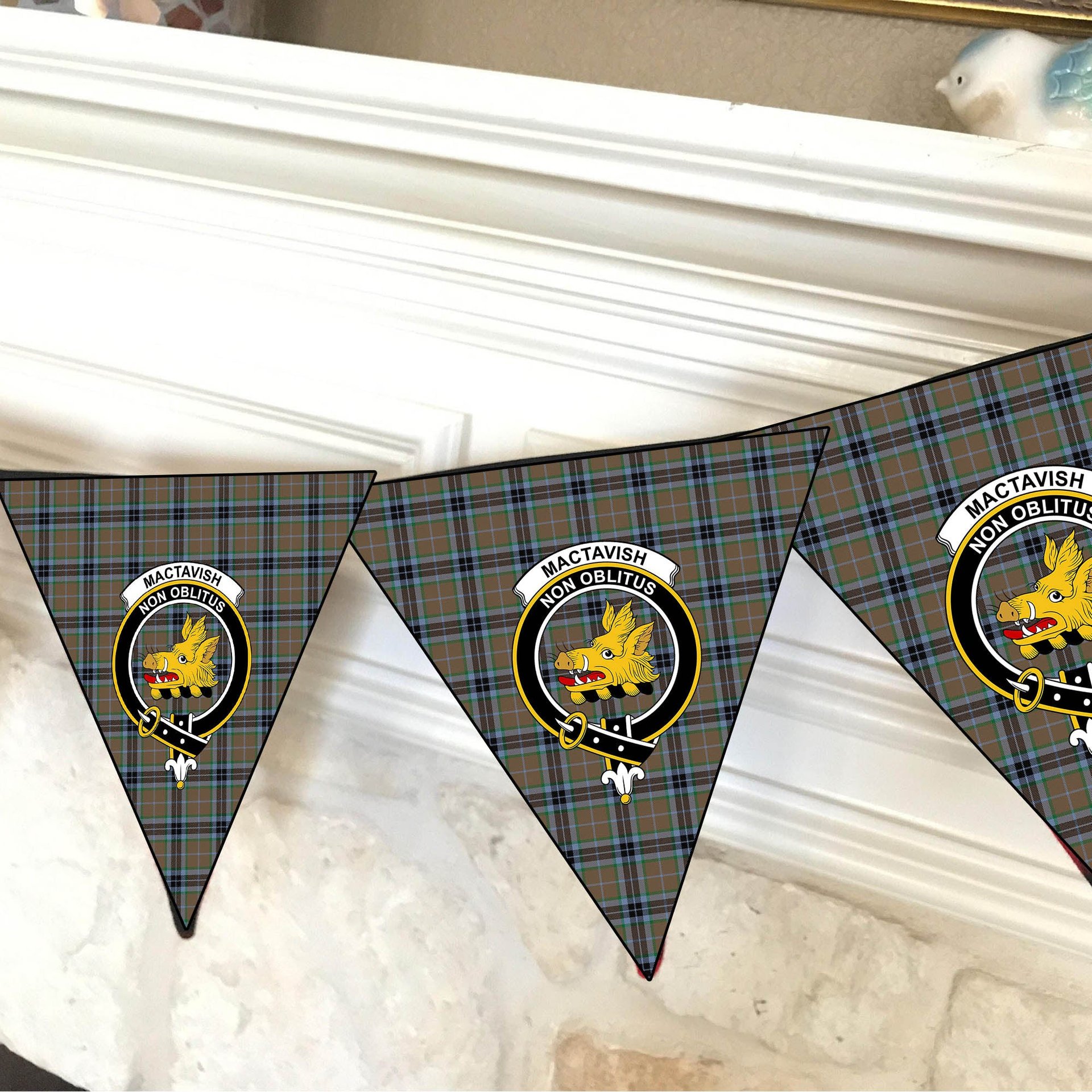 ScotsTee Shop Scottish MacTavish Hunting Ancient Crest Tartan Triangle Flags Tartan Bunting, Pennants (12pcs)