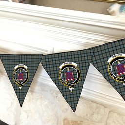 ScotsTee Shop Scottish Ogilvie of Inverarity – VS 1 Crest Tartan Triangle Flags Tartan Bunting, Pennants (12pcs)