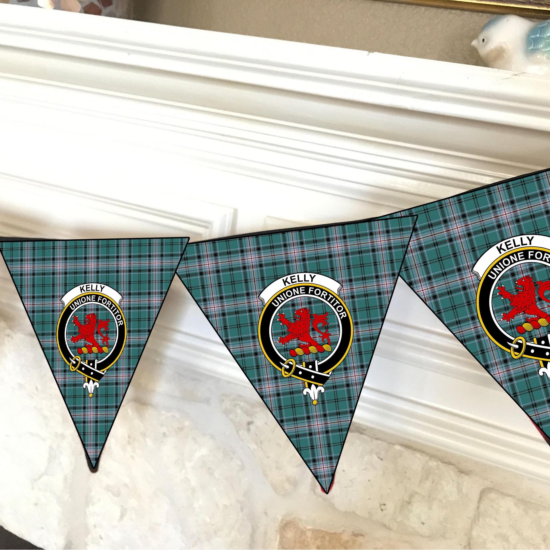 ScotsTee Shop Scottish Kelly of Sleat Hunting Modern Crest Tartan Triangle Flags Tartan Bunting, Pennants (12pcs)