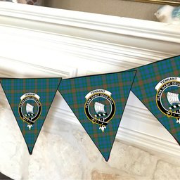 ScotsTee Shop Scottish Tennant Yules Ancient Crest Tartan Triangle Flags Tartan Bunting, Pennants (12pcs)