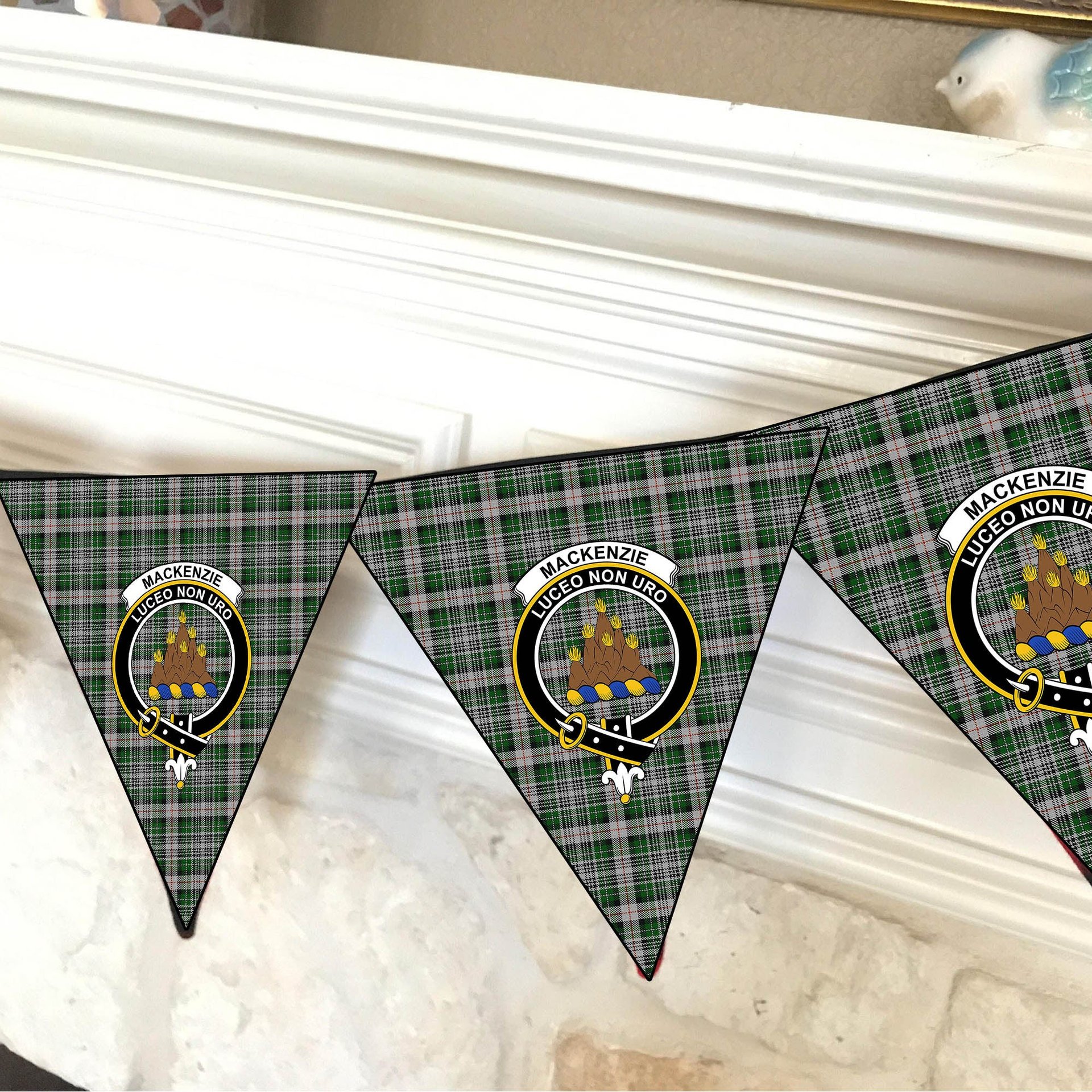 ScotsTee Shop Scottish MacKenzie MacGregor-Hastie Crest Tartan Triangle Flags Tartan Bunting, Pennants (12pcs)