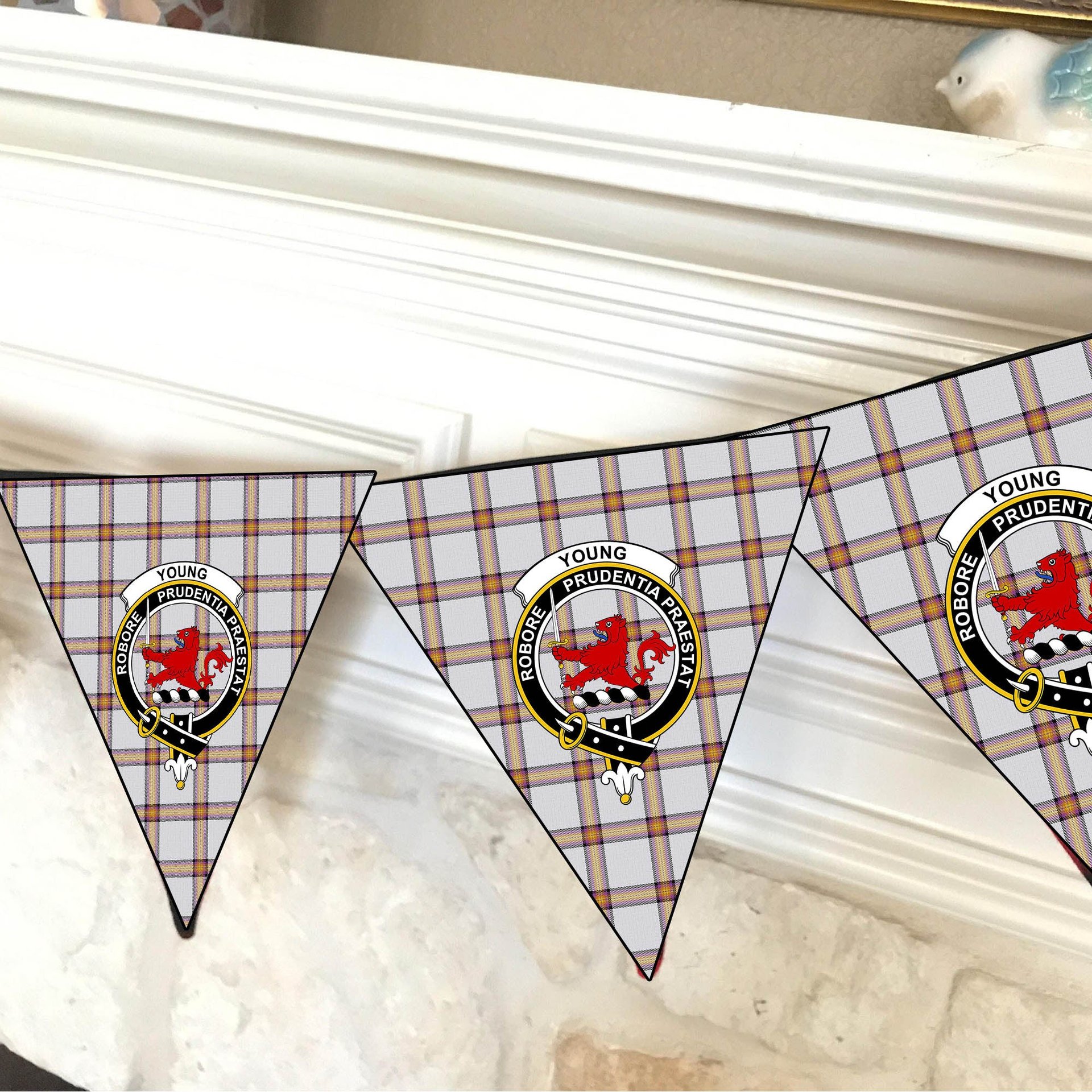 ScotsTee Shop Scottish Young Christina Modern Crest Tartan Triangle Flags Tartan Bunting, Pennants (12pcs)