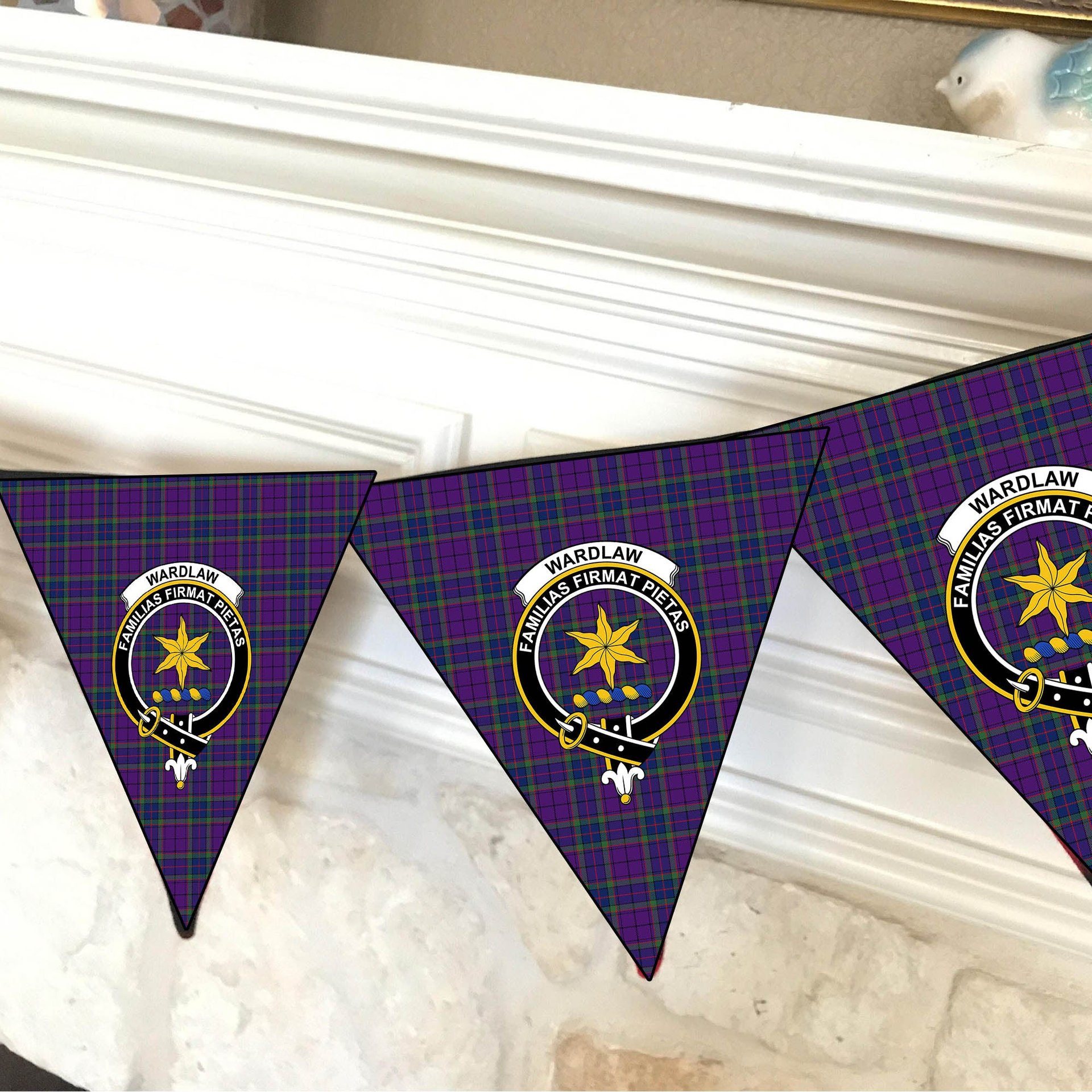 ScotsTee Shop Scottish Wardlaw Modern Crest Tartan Triangle Flags Tartan Bunting, Pennants (12pcs)