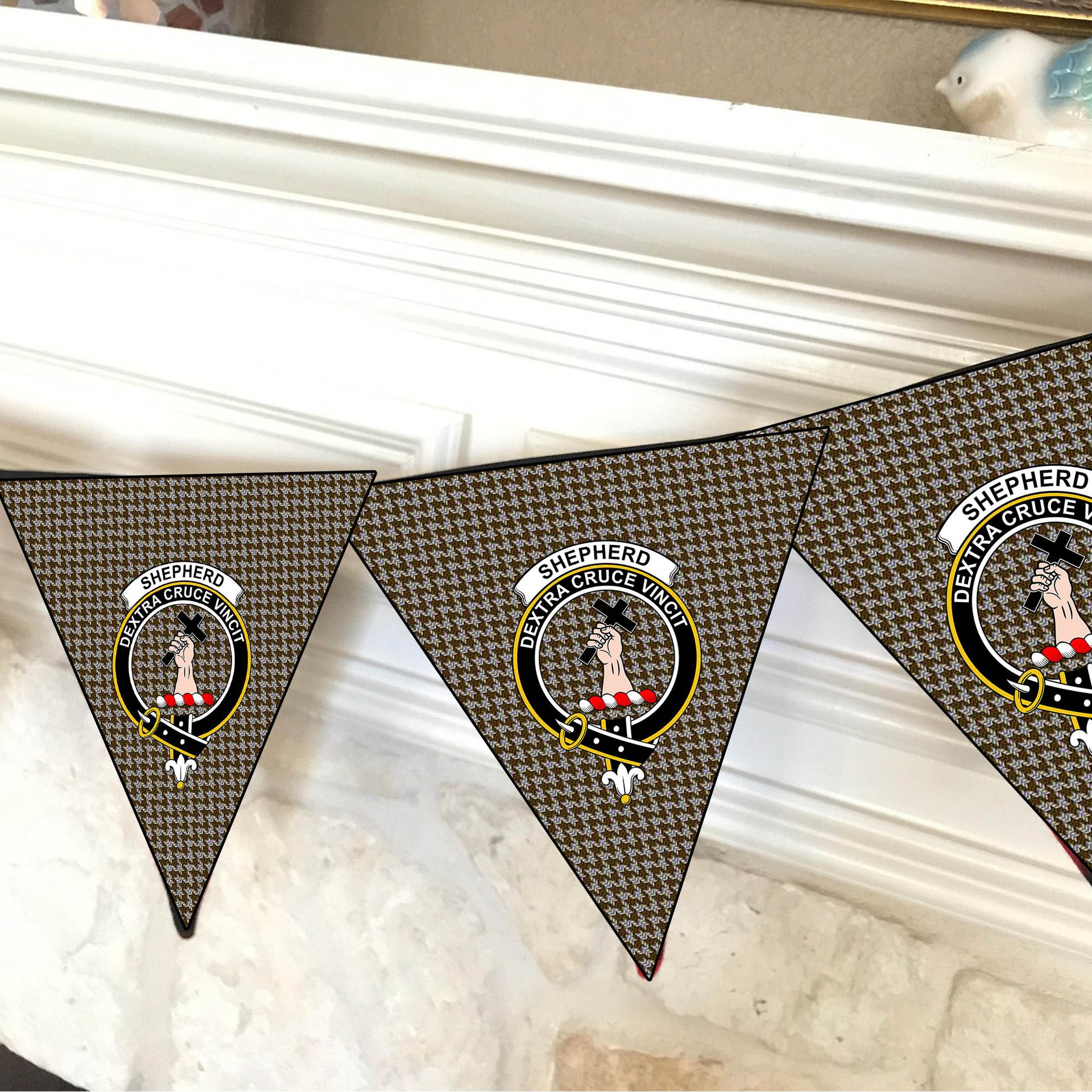 ScotsTee Shop Scottish Shepherd Brown & White Crest Tartan Triangle Flags Tartan Bunting, Pennants (12pcs)