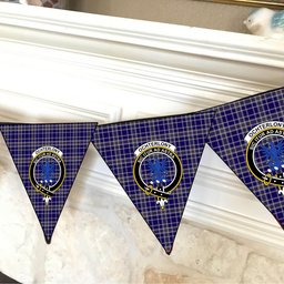 ScotsTee Shop Scottish Ochterlony Crest Tartan Triangle Flags Tartan Bunting, Pennants (12pcs)