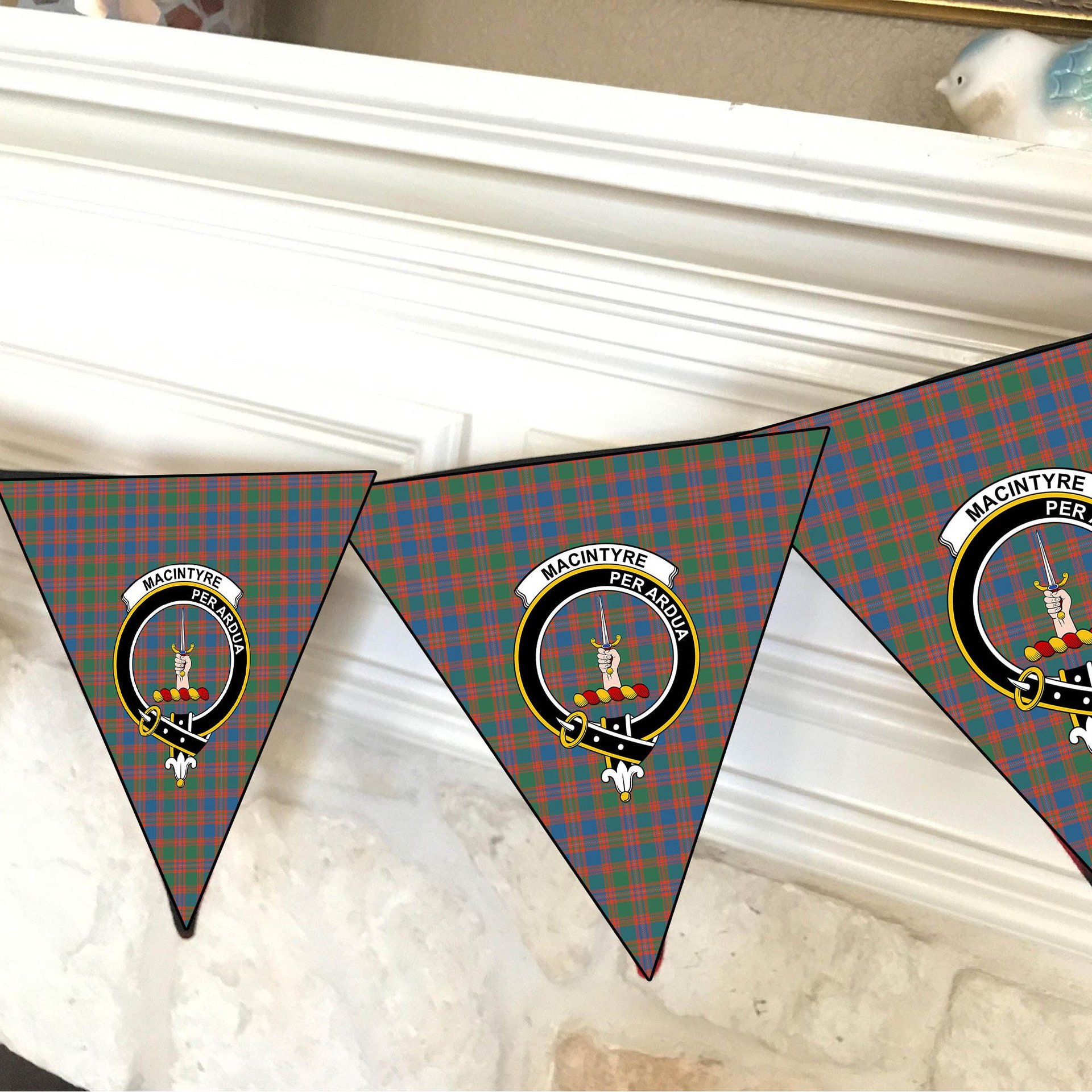 ScotsTee Shop Scottish MacIntyre Ancient Crest Tartan Triangle Flags Tartan Bunting, Pennants (12pcs)
