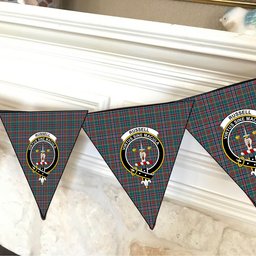 ScotsTee Shop Scottish Russell Old Modern Crest Tartan Triangle Flags Tartan Bunting, Pennants (12pcs)