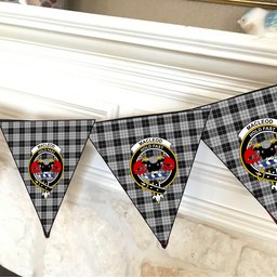 ScotsTee Shop Scottish MacLeod Black and White Crest Tartan Triangle Flags Tartan Bunting, Pennants (12pcs)