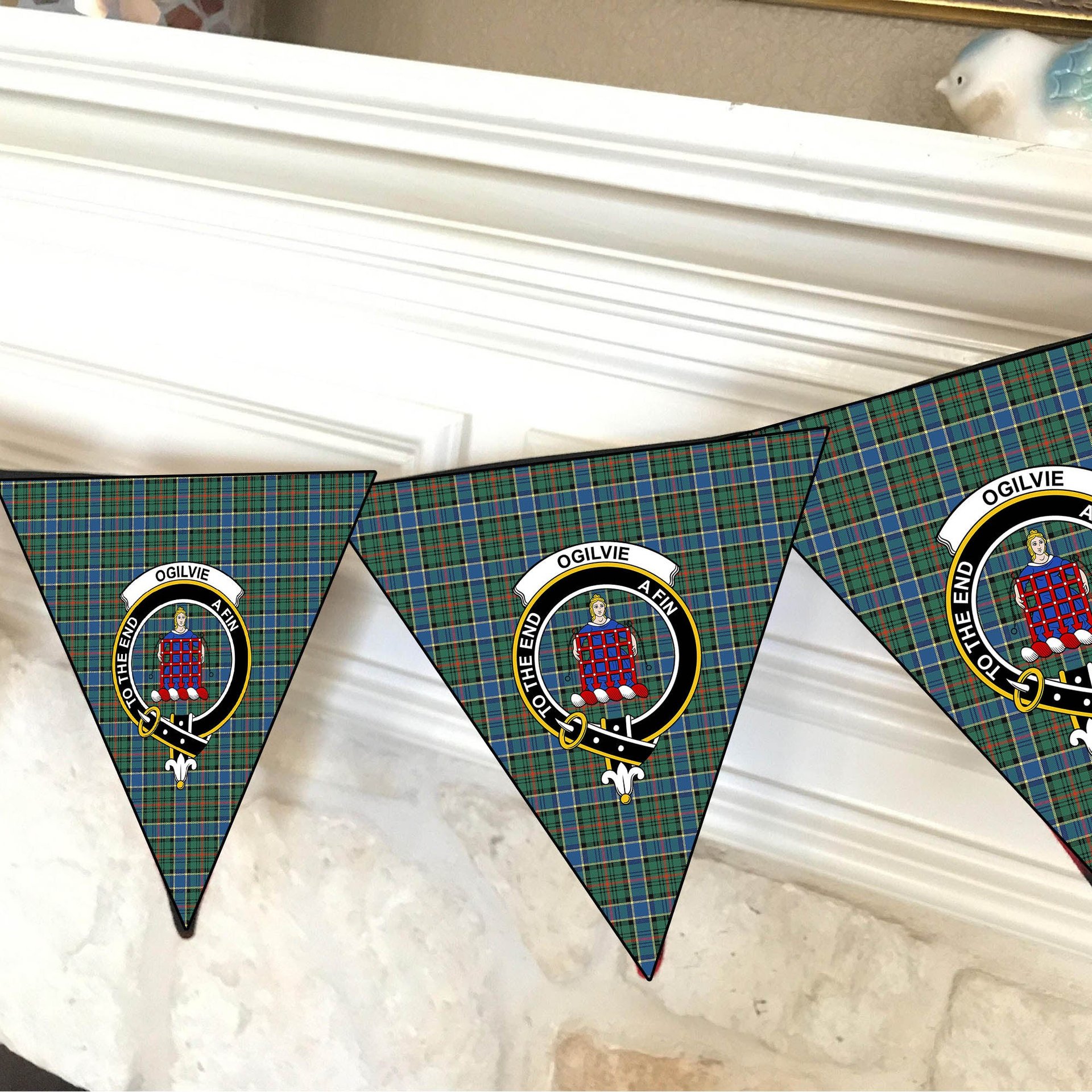 ScotsTee Shop Scottish Ogilvie (Ogilvy) Hunting Ancient Crest Tartan Triangle Flags Tartan Bunting, Pennants (12pcs)