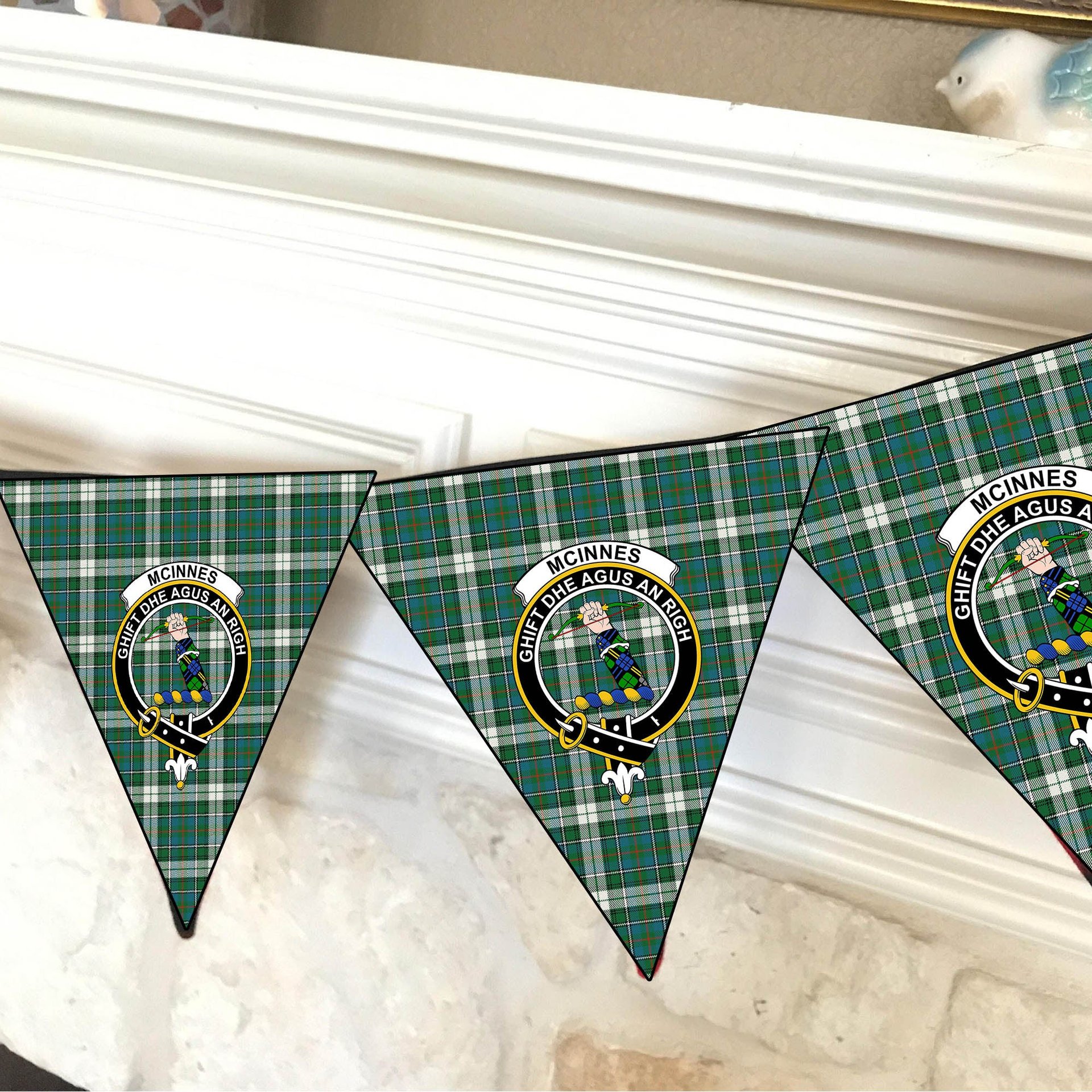 ScotsTee Shop Scottish McInnes Dress Ancient Crest Tartan Triangle Flags Tartan Bunting, Pennants (12pcs)