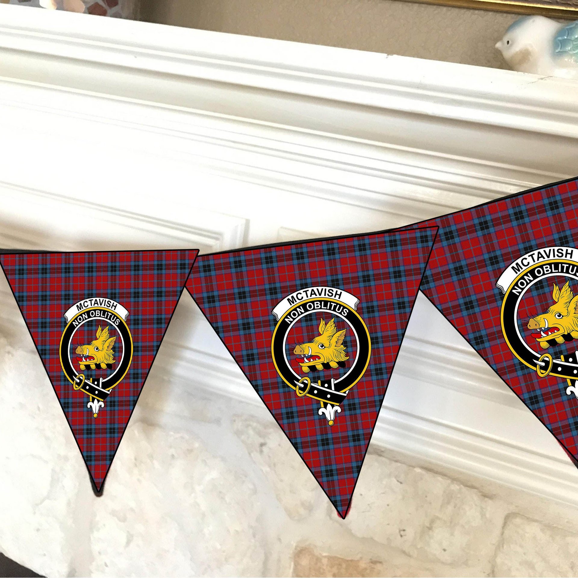 ScotsTee Shop Scottish McTavish Crest Tartan Triangle Flags Tartan Bunting, Pennants (12pcs)
