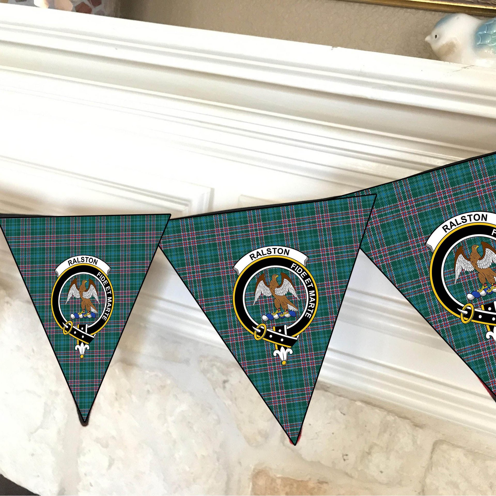 ScotsTee Shop Scottish Ralston USA Modern Crest Tartan Triangle Flags Tartan Bunting, Pennants (12pcs)