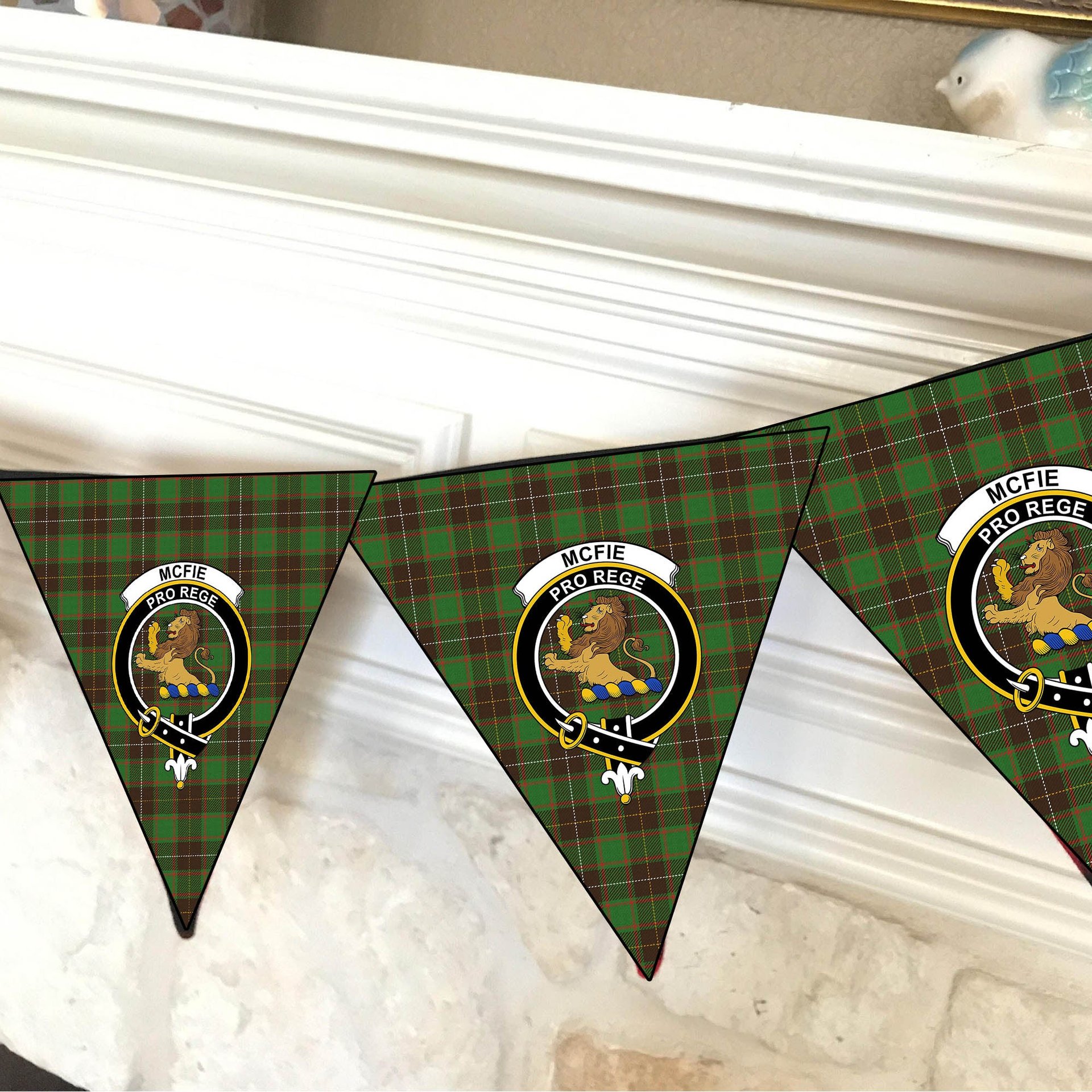 ScotsTee Shop Scottish McFie Hunting Ancient Crest Tartan Triangle Flags Tartan Bunting, Pennants (12pcs)