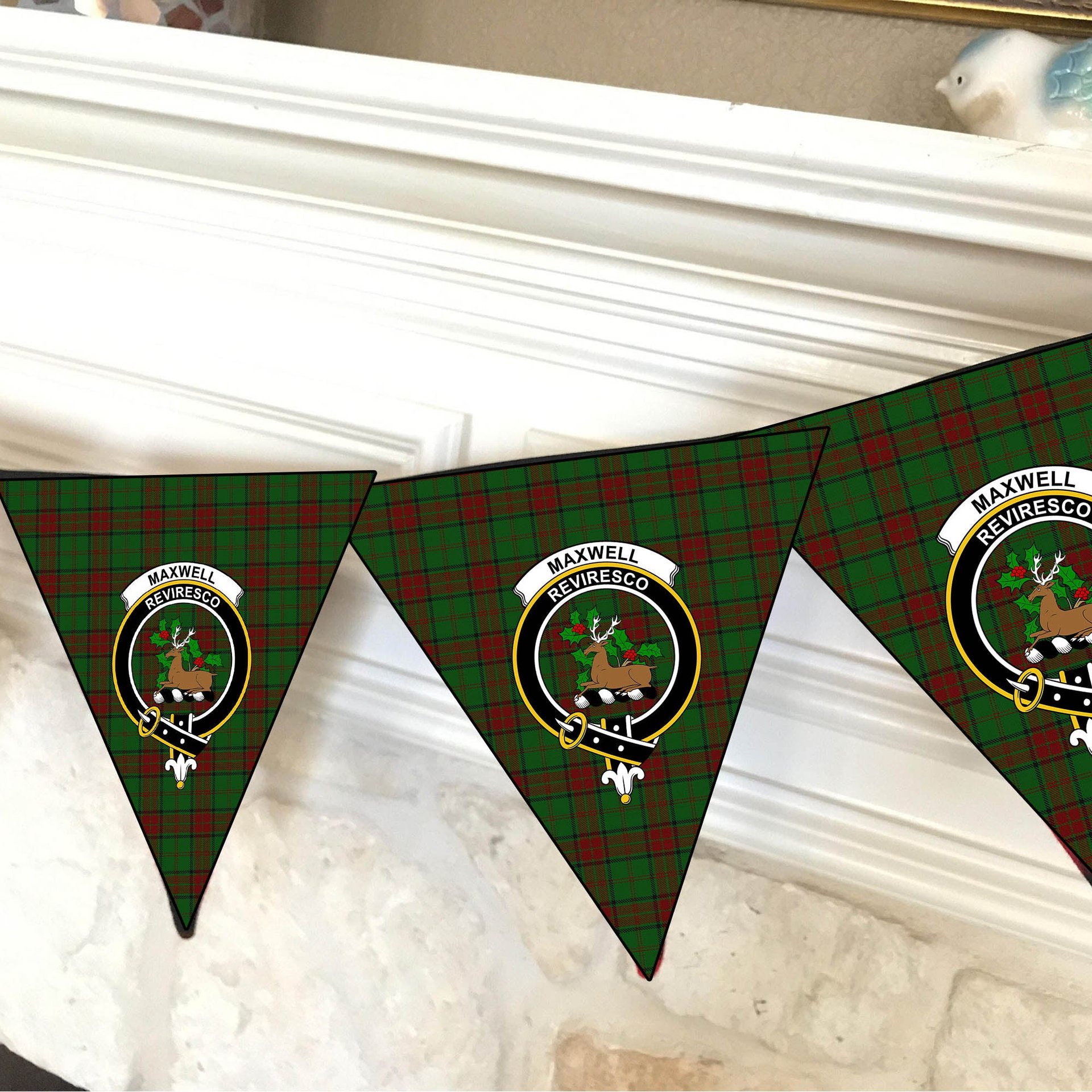 ScotsTee Shop Scottish Maxwell Hunting Crest Tartan Triangle Flags Tartan Bunting, Pennants (12pcs)